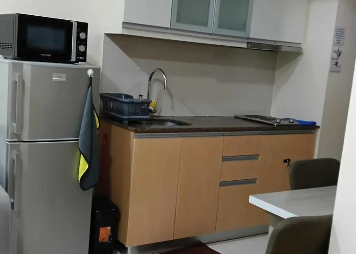 Unit Walking Distance To Airport * Manila