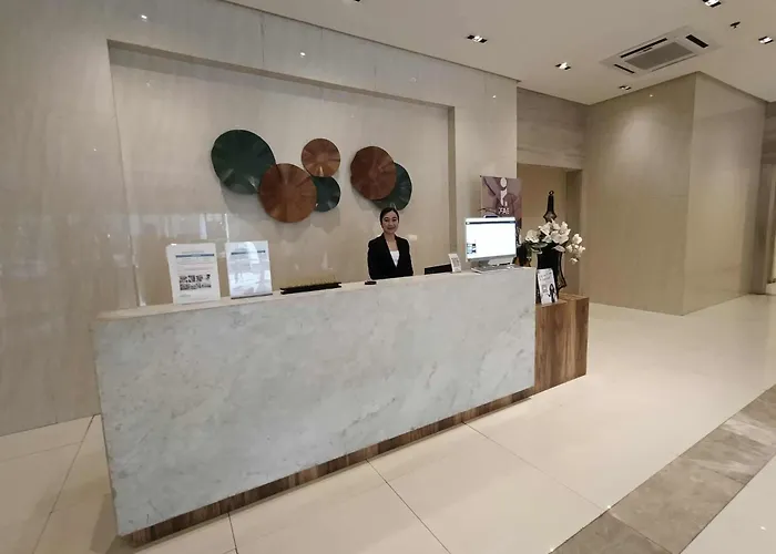 Unit Walking Distance To Airport * Manila