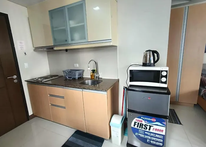 Unit Walking Distance To Airport * Manila