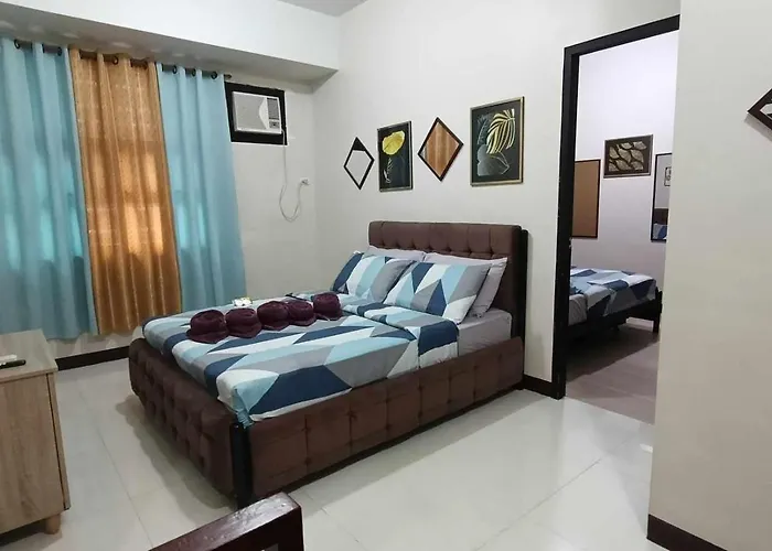 Unit Walking Distance To Airport Apartment