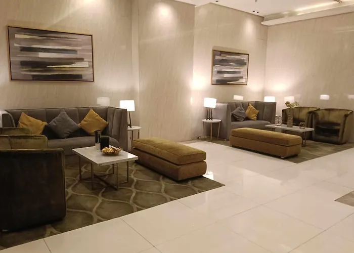 Apartment Unit Walking Distance To Airport