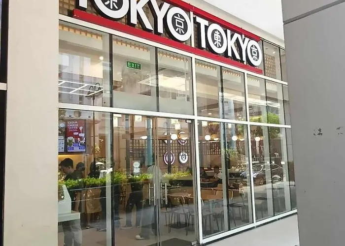 Unit Walking Distance To Airport Apartment Manila